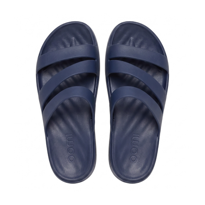 The OOMI Strappy Loop Sandals™