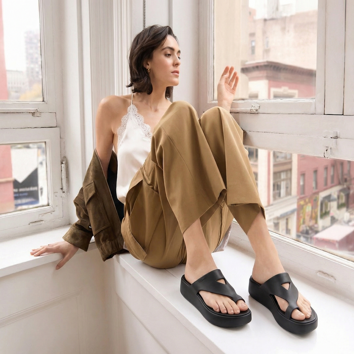 Platform Toe Loop